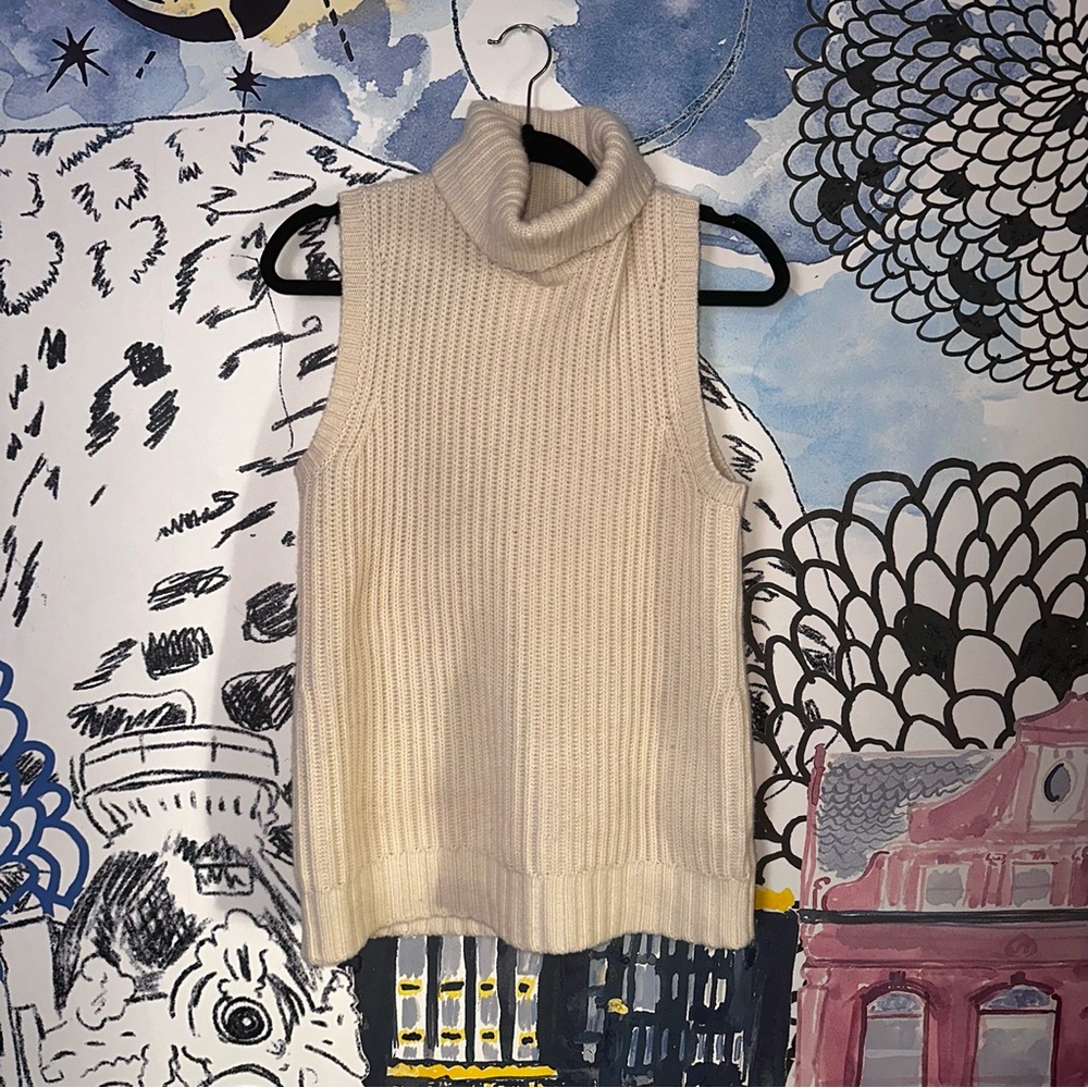 100% cashmere Michael Kors turtleneck vest /sleeveless sweater